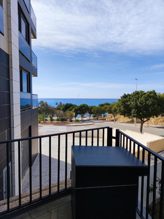 Primera Linea De Mar Con Piscina, Gimnasio Y Parking 2 Hab Y 2 Banos Villajoyosa Exterior photo
